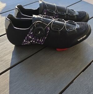 Tommaso Women's Black and Purple Cycling Shoes/Gently Used!
